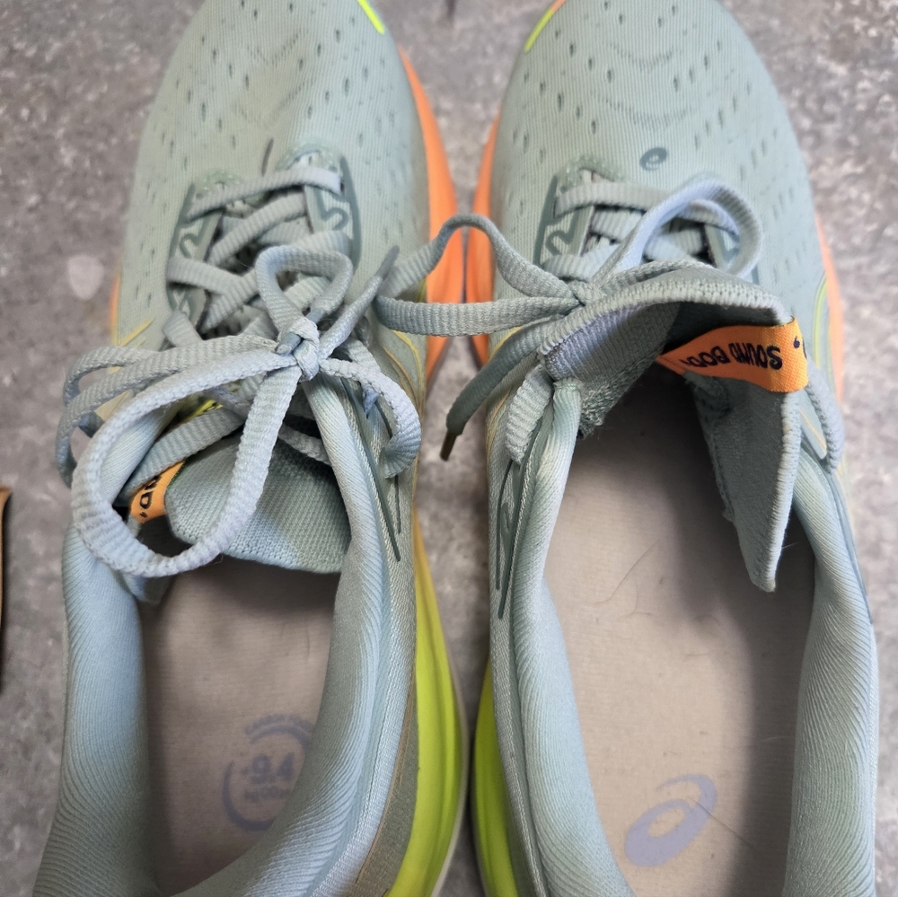 Asics Gel Cumulus 26 Paris Sneakers Womens Size 10 - Picture 8 of 9